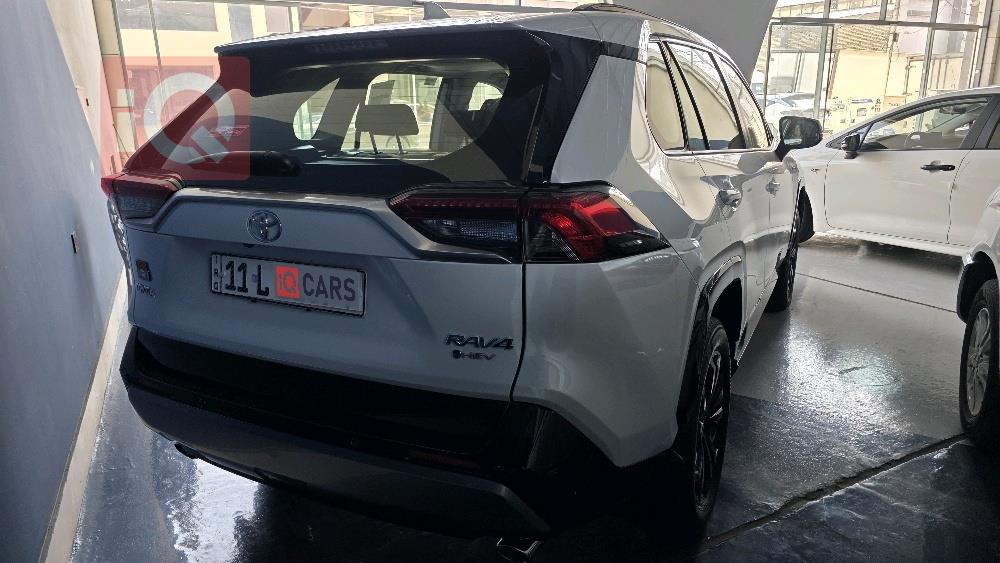 تويوتا راف 4